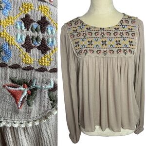 Embroidered taupe rayon hippie‎ boho blouse, small